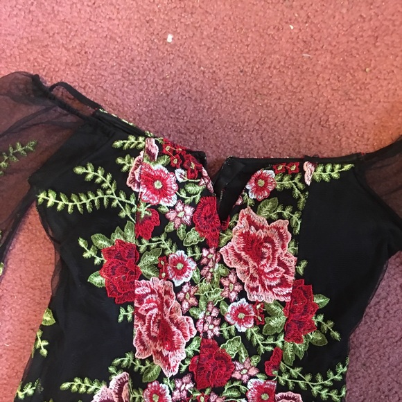 Soieblu Off-the-shoulder Embroidered Mini Dress - Picture 5 of 7